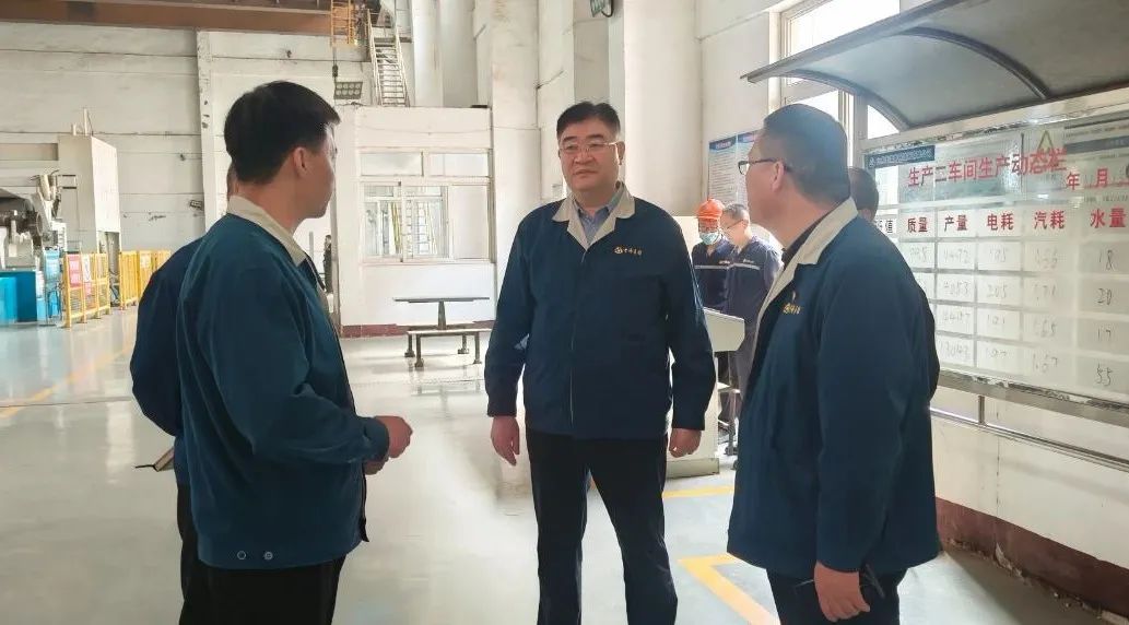 要闻 | 孙中国到造纸板块调研工作